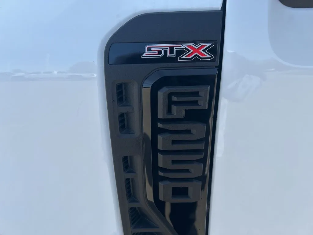 2026 Ford F-250 Super Duty XL - Photo 12