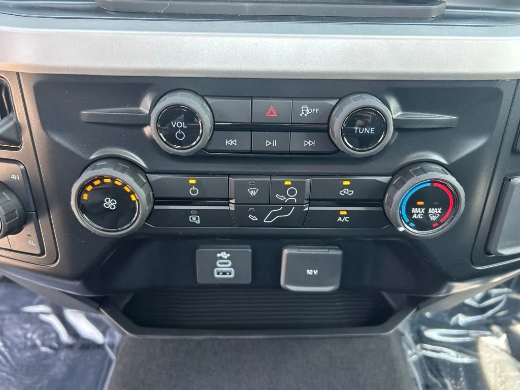 2026 Ford F-250 Super Duty XL - Photo 26