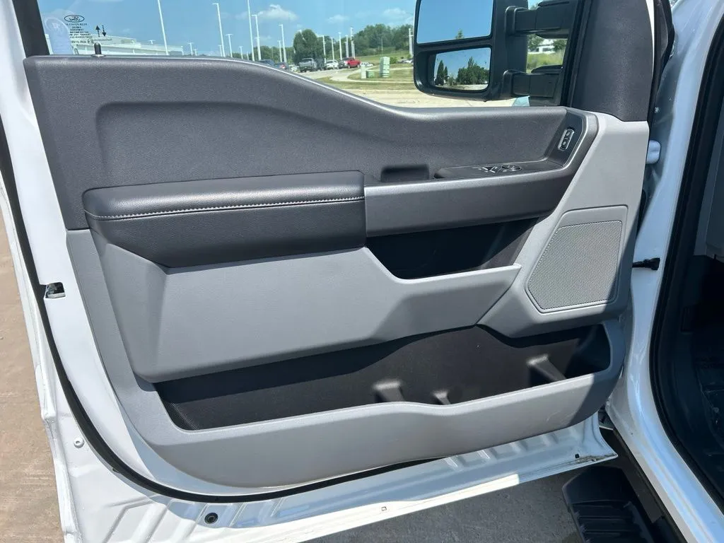 2026 Ford F-250 Super Duty XL - Photo 14