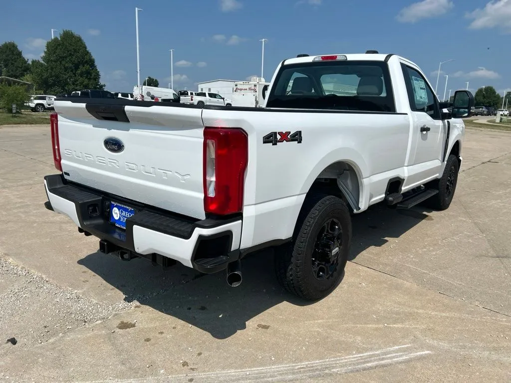 2026 Ford F-250 Super Duty XL - Photo 7