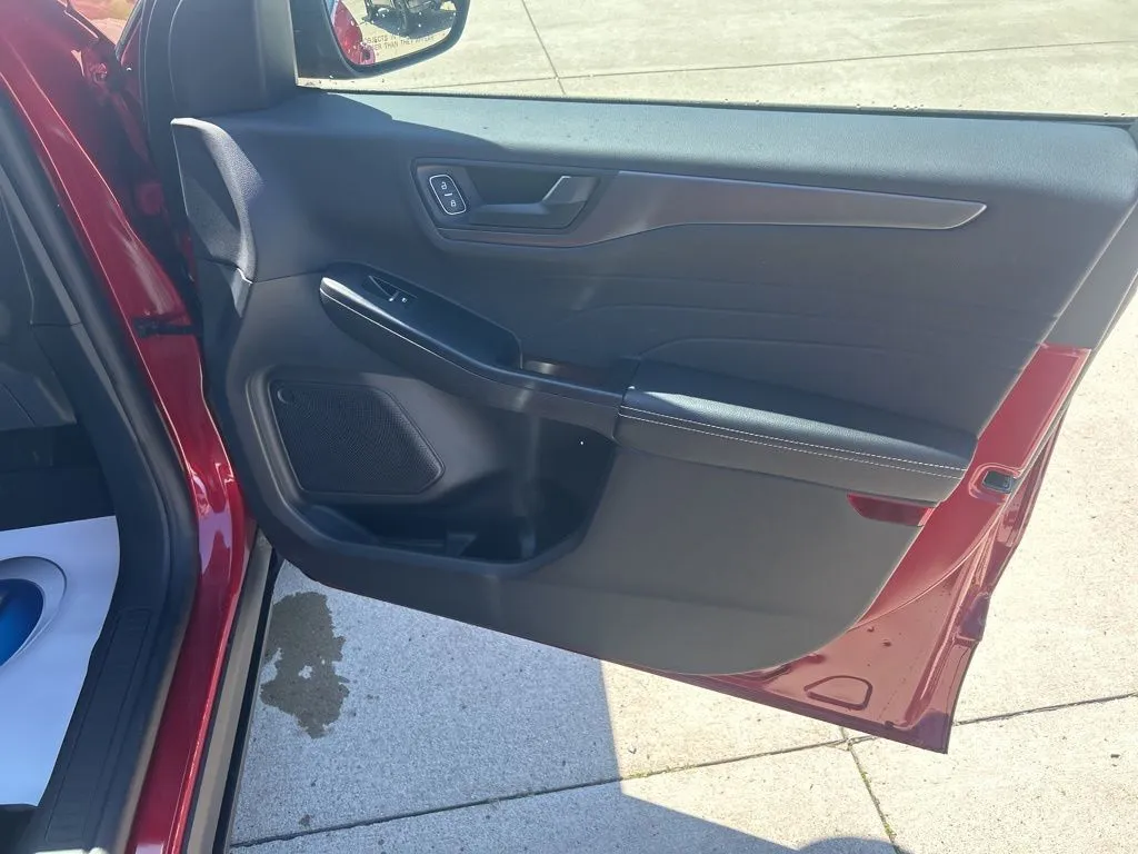 2026 Ford Escape Active - Photo 24