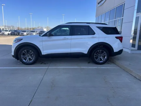 Photos of 2026 Ford Explorer Active for sale in Newton, IA at Gregg Young Ford of Newton