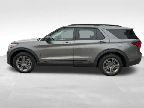 Another view of 2026 Ford Explorer Active for sale in Newton, IA at Gregg Young Ford of Newton