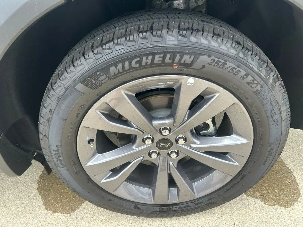 2026 Ford Explorer Active - Photo 32