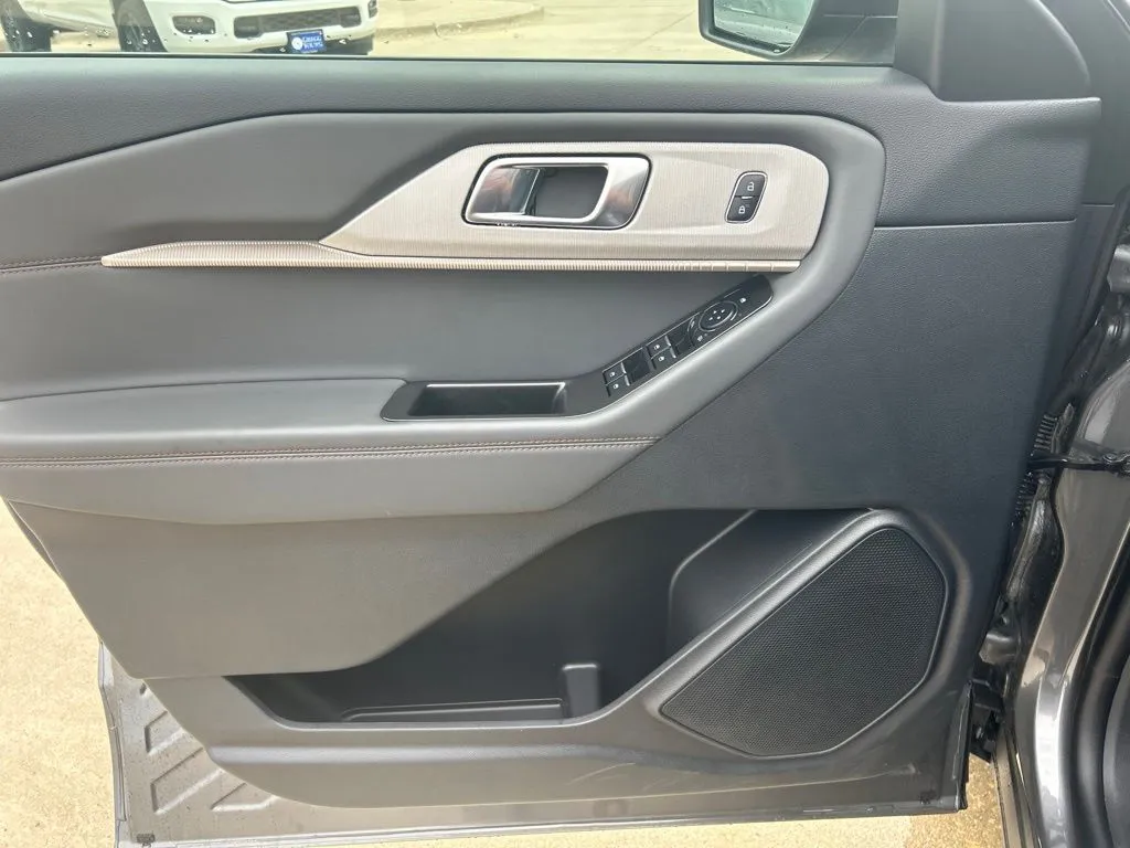 2026 Ford Explorer Active - Photo 19
