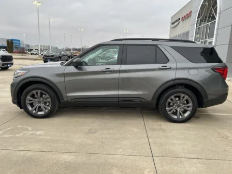 Another view of 2026 Ford Explorer Active for sale in Newton, IA at Gregg Young Ford of Newton