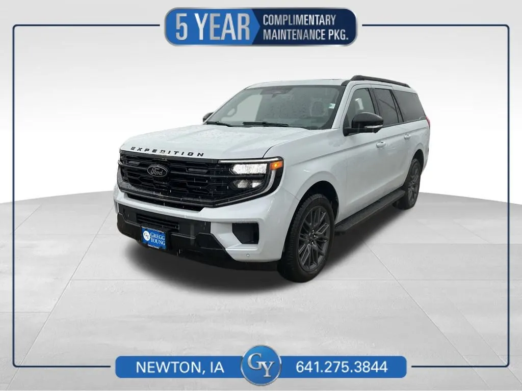 2026 Ford Expedition Platinum's photo