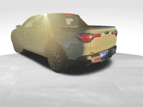 More photos of 2022 Hyundai Santa Cruz SEL at Gregg Young Ford of Newton, IA