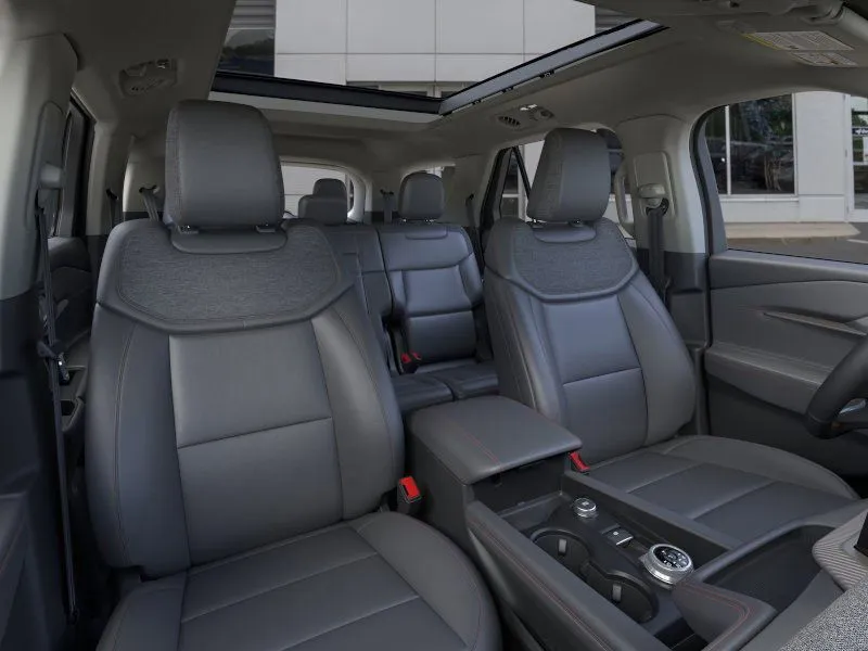 2026 Ford Explorer Active - Photo 10