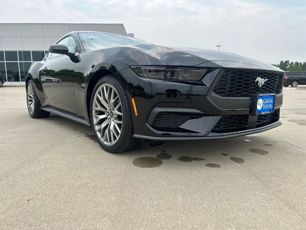 2026 Ford Mustang EcoBoost Premium Fastback - Photo 9