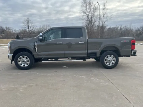 Photos of 2026 Ford F-350SD Lariat for sale in Newton, IA at Gregg Young Ford of Newton