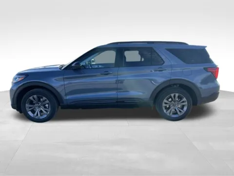 Photos of 2026 Ford Explorer Active for sale in Newton, IA at Gregg Young Ford of Newton