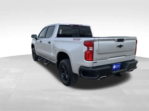 More photos of 2021 Chevrolet Silverado 1500 LT Trail Boss at Gregg Young Ford of Newton, IA