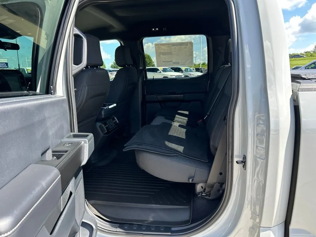 2026 Ford F-150 STX - Photo 17