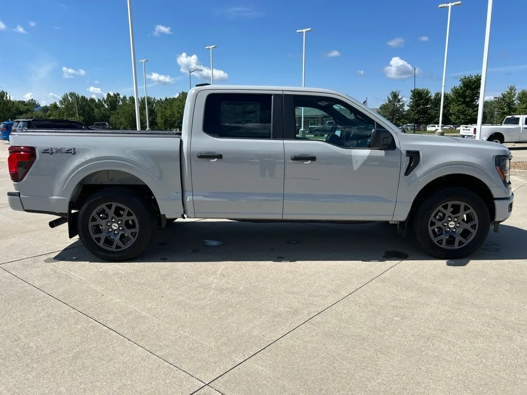 2026 Ford F-150 STX - Photo 7