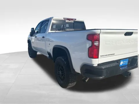 More photos of 2024 Chevrolet Silverado 2500HD ZR2 at Gregg Young Ford of Newton, IA