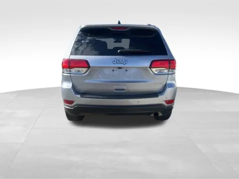 More photos of 2021 Jeep Grand Cherokee Laredo E at Gregg Young Ford of Newton, IA