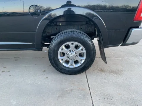 More photos of 2021 Ram 3500 Laramie at Gregg Young Ford of Newton, IA