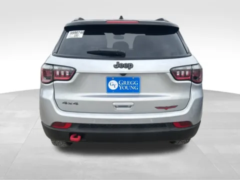 More photos of 2024 Jeep Compass Trailhawk at Gregg Young Ford of Newton, IA