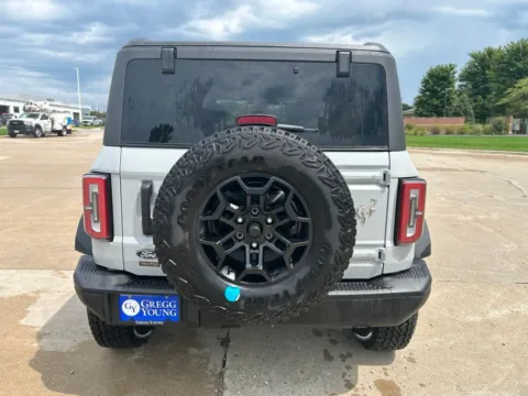 More photos of 2026 Ford Bronco Badlands at Gregg Young Ford of Newton, IA