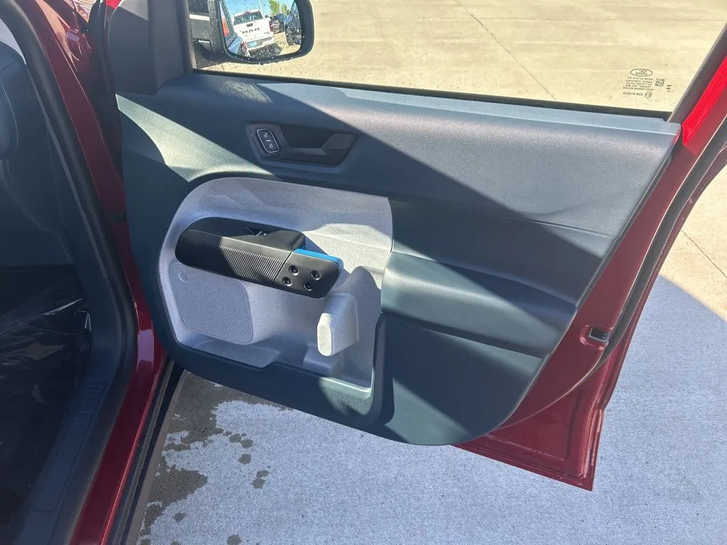 2026 Ford Maverick XLT - Photo 25