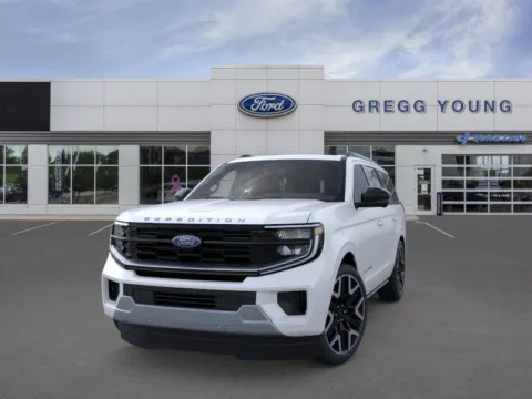 Photos of 2026 Ford Expedition Platinum for sale in Newton, IA at Gregg Young Ford of Newton