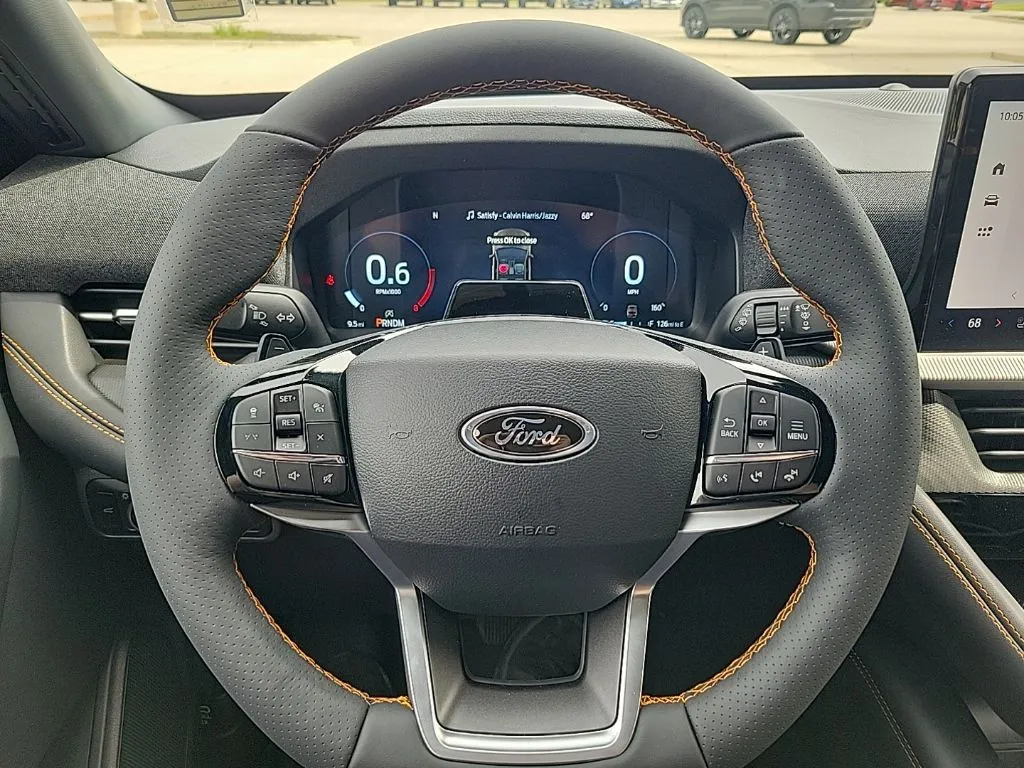 2026 Ford Explorer Tremor - Photo 25