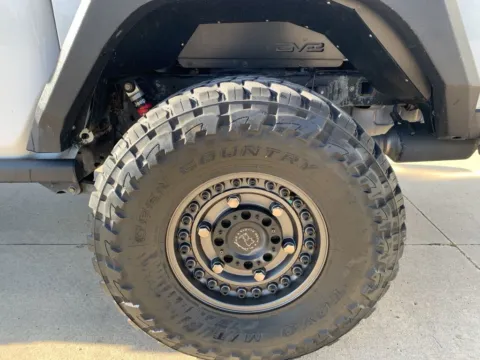 More photos of 2020 Jeep Gladiator Rubicon at Gregg Young Ford of Newton, IA
