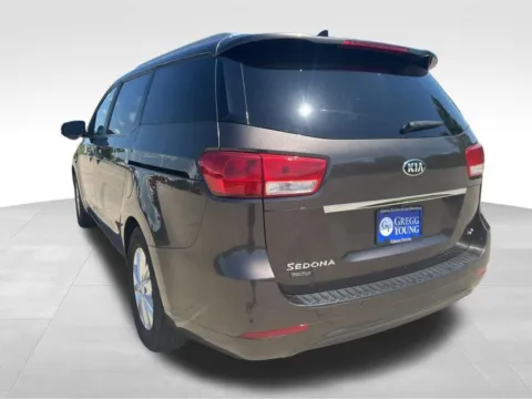 More photos of 2016 Kia Sedona LX at Gregg Young Ford of Newton, IA