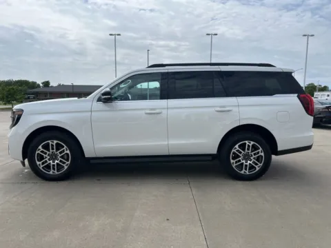 Photos of 2026 Ford Expedition Active for sale in Newton, IA at Gregg Young Ford of Newton