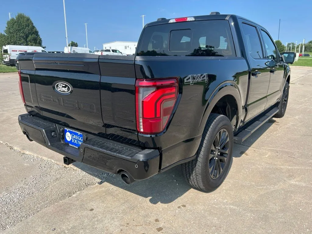 2026 Ford F-150 Lariat - Photo 6