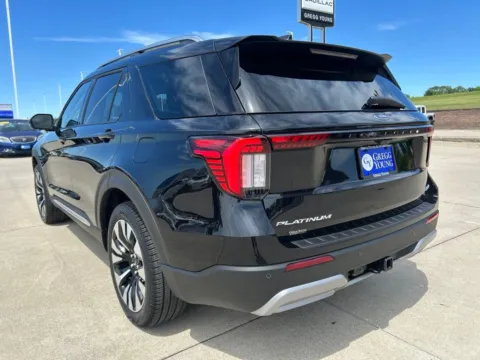 Another view of 2026 Ford Explorer Platinum for sale in Newton, IA at Gregg Young Ford of Newton