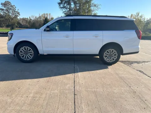 Photos of 2027 Ford Expedition Max Platinum for sale in Newton, IA at Gregg Young Ford of Newton