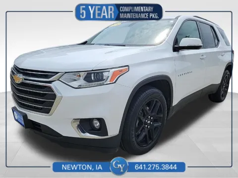 White 2019 Chevrolet Traverse LT for sale in Newton, IA
