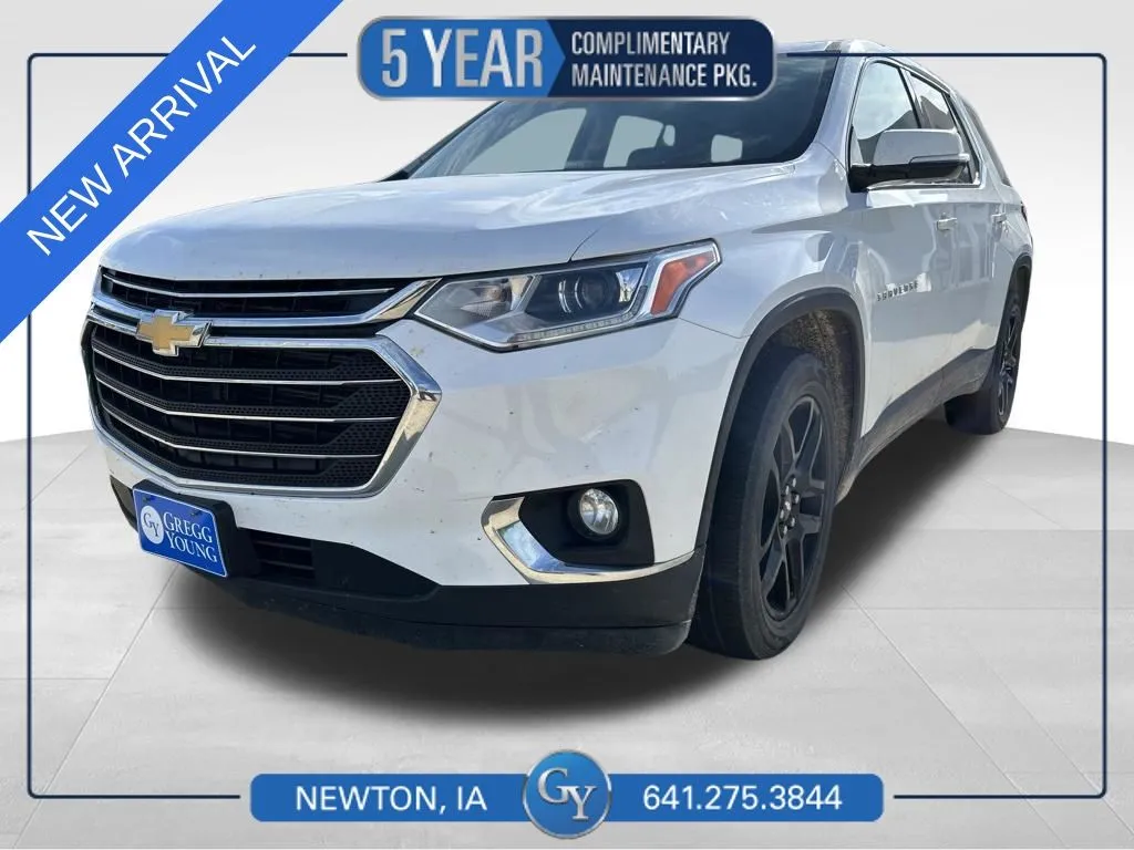 White 2019 Chevrolet Traverse LT for sale in Newton, IA