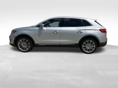 Another view of 2018 Lincoln MKX Reserve for sale in Newton, IA at Gregg Young Ford of Newton