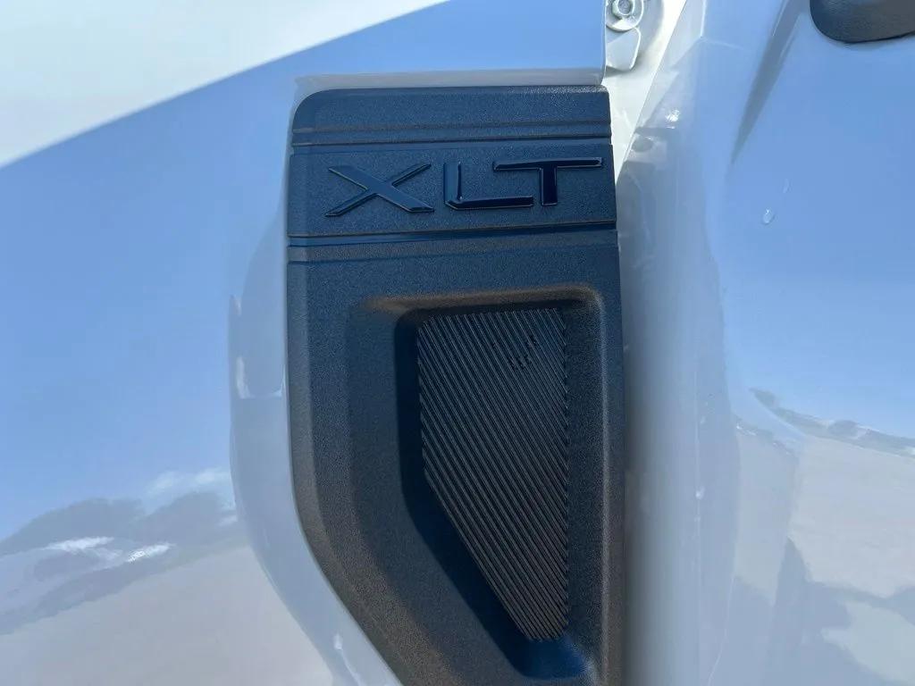 2026 Ford Maverick XLT - Photo 11