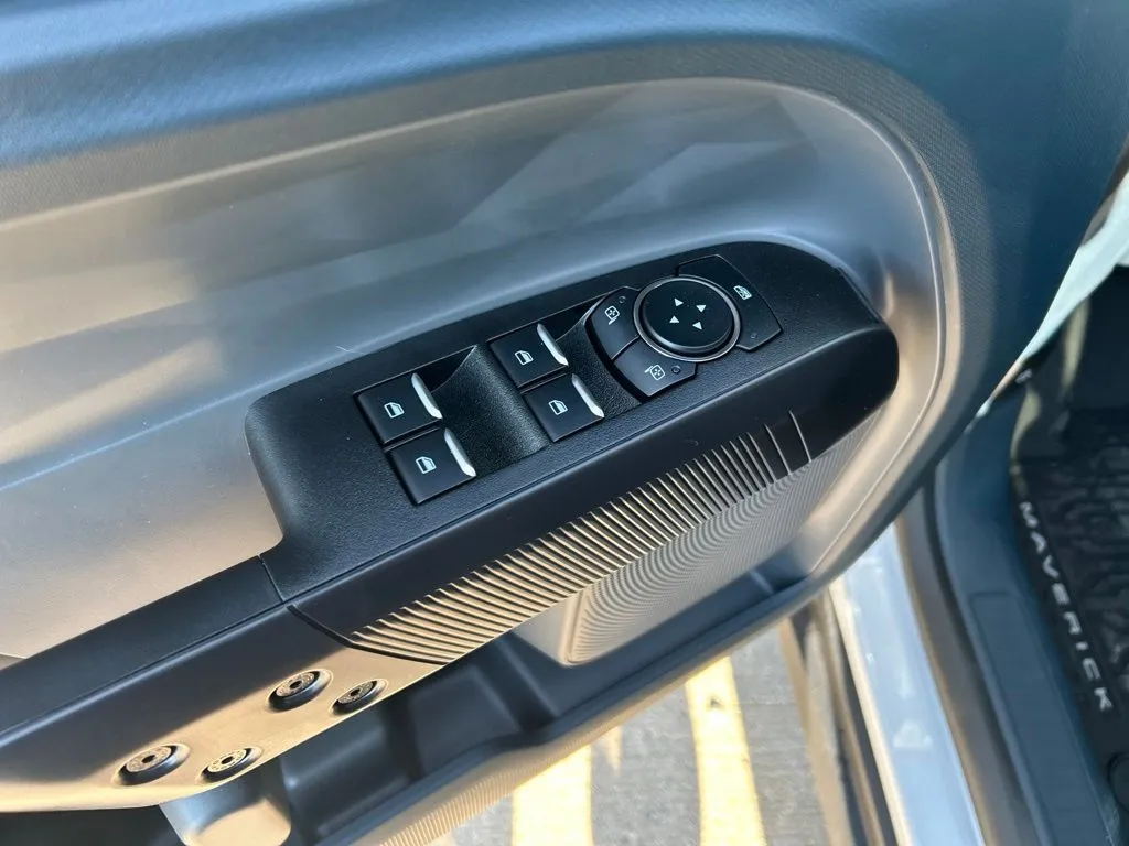 2026 Ford Maverick XLT - Photo 14