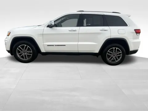Another view of 2020 Jeep Grand Cherokee Limited for sale in Newton, IA at Gregg Young Ford of Newton