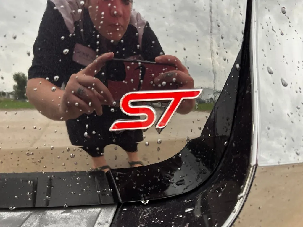 2026 Ford Explorer ST - Photo 11