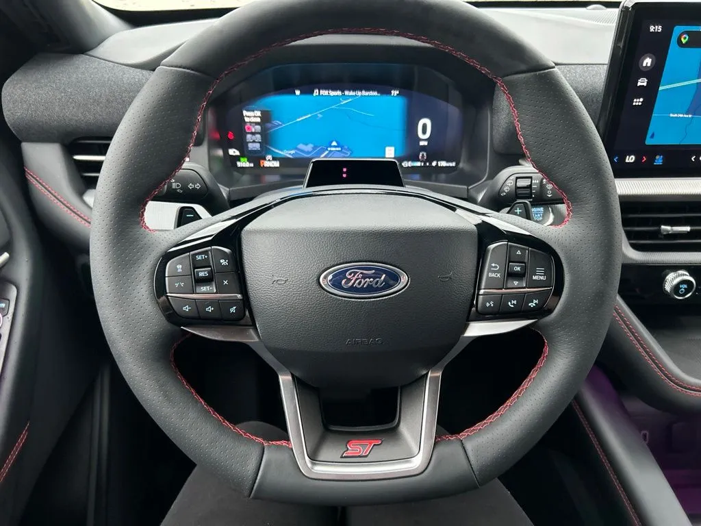 2026 Ford Explorer ST - Photo 26