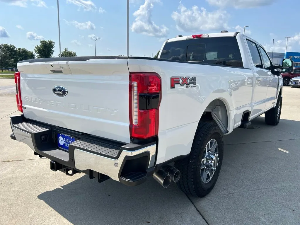 2026 Ford F-350 Super Duty Lariat - Photo 6