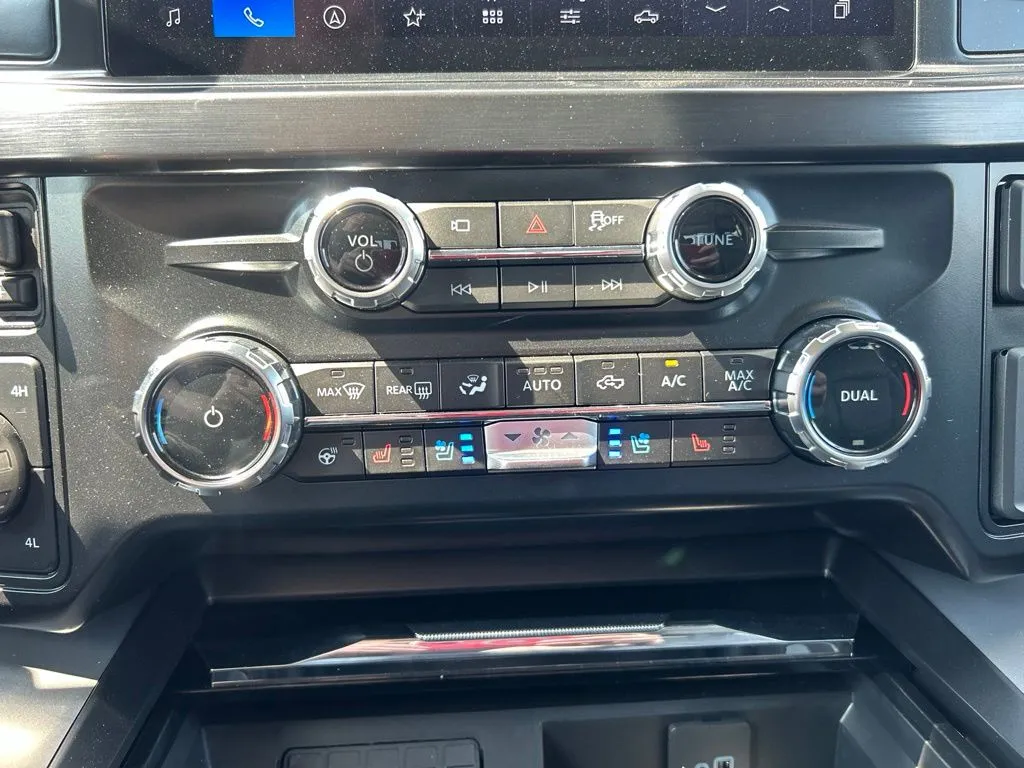 2026 Ford F-350 Super Duty Lariat - Photo 25