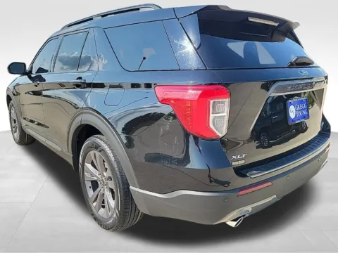 More photos of 2024 Ford Explorer XLT at Gregg Young Ford of Newton, IA