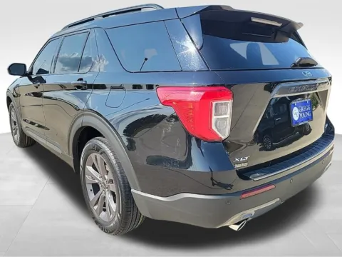 More photos of 2024 Ford Explorer XLT at Gregg Young Ford of Newton, IA