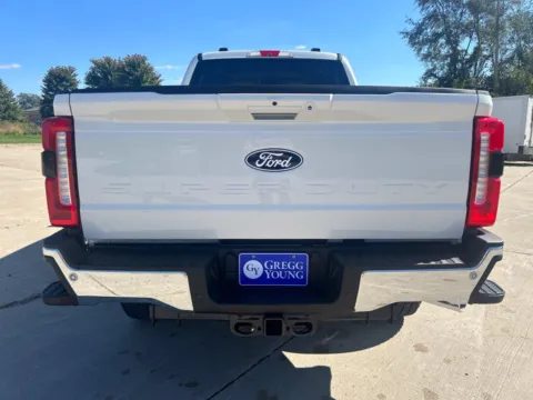 More photos of 2027 Ford F-250SD Lariat at Gregg Young Ford of Newton, IA
