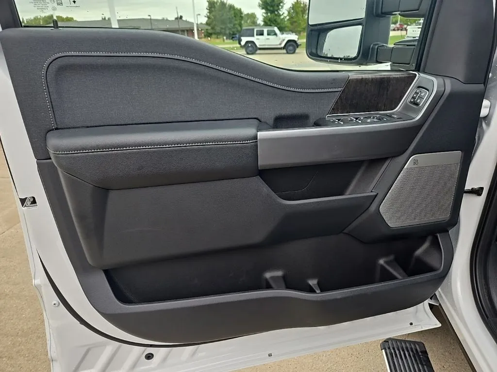 2026 Ford F-250 Super Duty Lariat - Photo 17