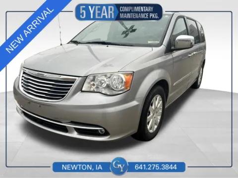 Silver 2016 Chrysler Town & Country Touring for sale in Newton, IA