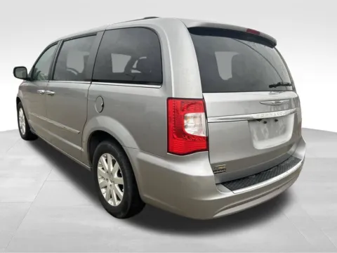 More photos of 2016 Chrysler Town & Country Touring at Gregg Young Ford of Newton, IA