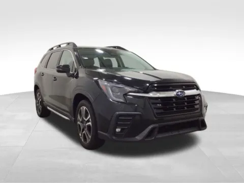 More photos of 2023 Subaru Ascent Limited at Gregg Young Ford of Newton, IA